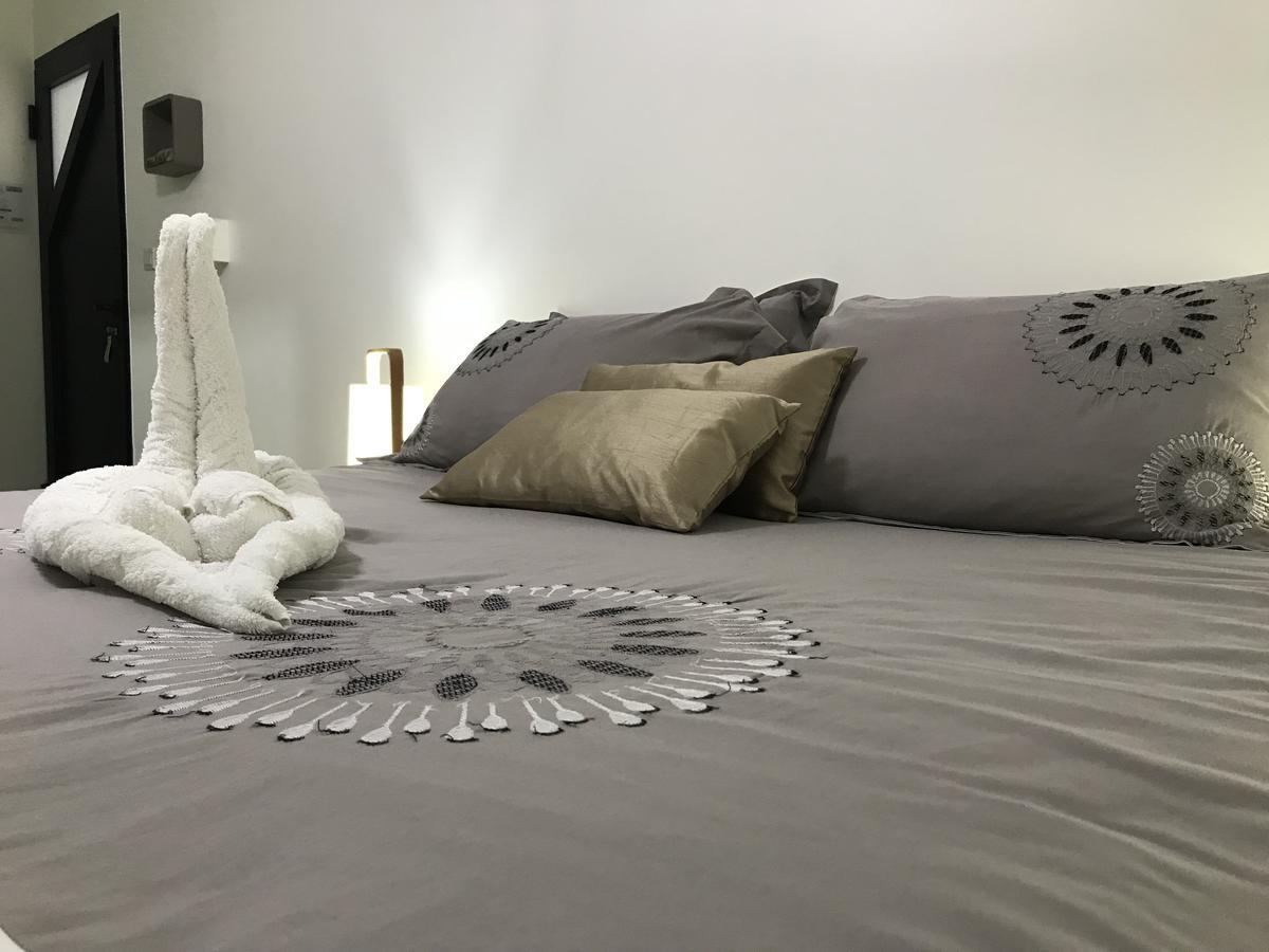 Le Lambablanc Bed and Breakfast Bras-Panon Zewnętrze zdjęcie