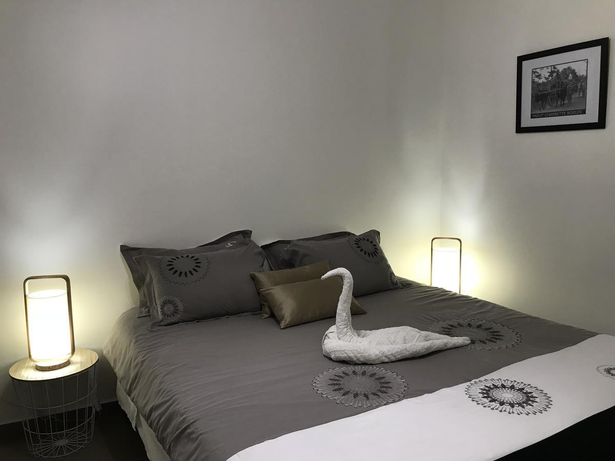 Le Lambablanc Bed and Breakfast Bras-Panon Zewnętrze zdjęcie