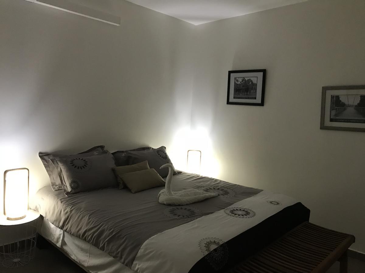 Le Lambablanc Bed and Breakfast Bras-Panon Zewnętrze zdjęcie